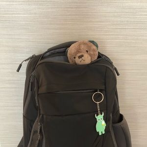 Meet your Posher, Naomi